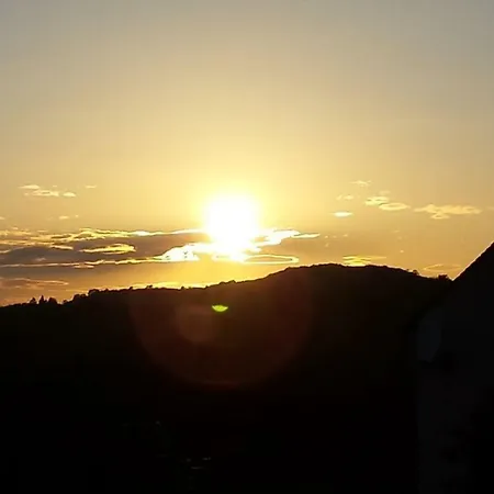 Camping Le Mondou Saint-Julien-de-Lampon