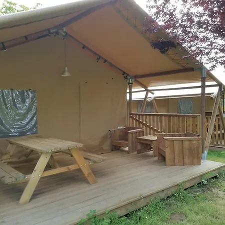 Camping Le Mondou 3* Saint-Julien-de-Lampon