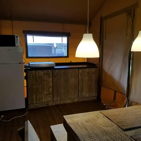 Glamping Camping Le Mondou Saint-Julien-de-Lampon